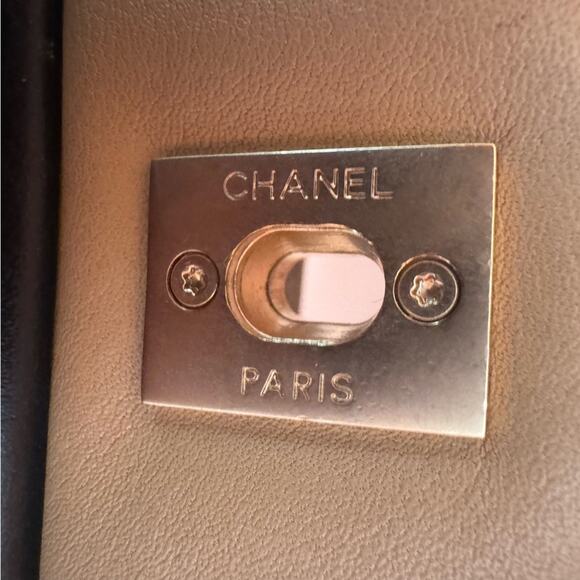 Chanel Graphic Flap Bag Quilted Calfskin Medium Black Beige Goldtone hardware - Picture 10 of 14